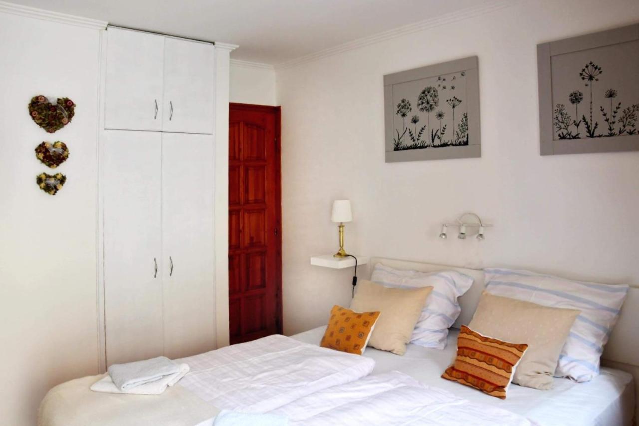 Szentesi Panzio Bed and Breakfast Fertőrákos Exteriör bild